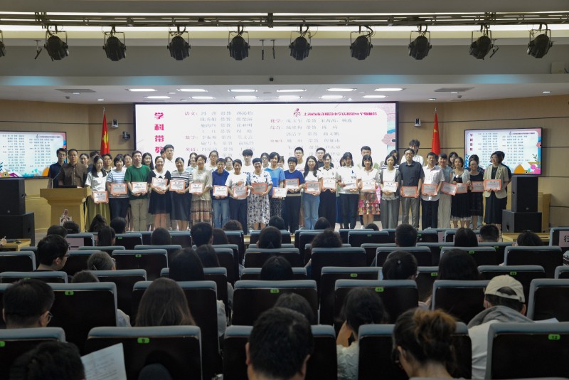 1757380636964402.jpg _NMF4951.jpg